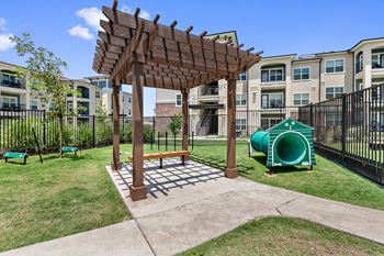 Bark park with pet hydration station